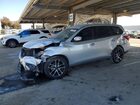2017 Nissan Pathfinder Sv Silver vin: 5N1DR2MN2HC661723