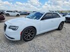 2018 Chrysler 300 Touring White vin: 2C3CCAAG2JH320959