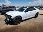 2018 Chrysler 300 Touring White vin: 2C3CCAAG3JH302065