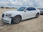 2017 Chrysler 300 Limited White vin: 2C3CCAAG7HH585659