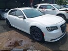 2019 Chrysler 300   White vin: 2C3CCABGXKH516129