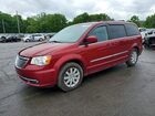 2016 Chrysler Town & Country Touring Red vin: 2C4RC1BG1GR287153