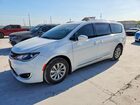 2019 Chrysler Pacifica Touring L Белый vin: 2C4RC1BG1KR554476