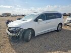 2020 Chrysler Pacifica Touring L White vin: 2C4RC1BG2LR275250