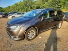 2017 Chrysler Pacifica Touring L Gray vin: 2C4RC1BG4HR821196