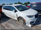 2022 Chrysler Pacifica Touring L White vin: 2C4RC1BG4NR112067