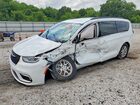 2022 Chrysler Pacifica Touring L White vin: 2C4RC1BG4NR192275