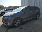 2018 Chrysler Pacifica Touring L Gray vin: 2C4RC1BG5JR317889