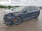 2020 Chrysler Pacifica Touring L Black vin: 2C4RC1BG6LR268902