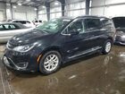 2020 Chrysler Pacifica Touring L Black vin: 2C4RC1BG7LR140233