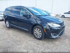 2018 Chrysler Pacifica Touring L Black vin: 2C4RC1BG8JR233663