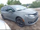 2020 Chrysler Pacifica Touring L Gray vin: 2C4RC1BG8LR266424
