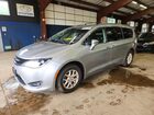 2020 Chrysler Pacifica Touring L Silver vin: 2C4RC1BG8LR276905