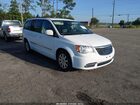 2016 Chrysler Town & Country Touring White vin: 2C4RC1BGXGR206408