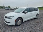 2017 Chrysler Pacifica Touring White vin: 2C4RC1DG4HR587719
