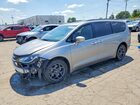 2020 Chrysler Pacifica Touring L Plus Серебряный vin: 2C4RC1EG9LR250731