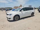 2018 Chrysler Pacifica Touring Plus White vin: 2C4RC1FG0JR125550