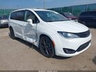 2020 Chrysler Pacifica Touring White vin: 2C4RC1FG4LR278757