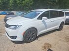 2018 Chrysler Pacifica Touring Plus White vin: 2C4RC1FG5JR235381