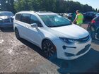 2017 Chrysler Pacifica Limited White vin: 2C4RC1GG2HR504266