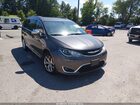 2020 Chrysler Pacifica Limited Gray vin: 2C4RC1GG3LR278585