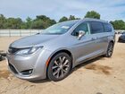 2018 Chrysler Pacifica Limited Silver vin: 2C4RC1GGXJR112609