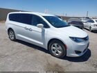 2017 Chrysler Pacifica Hybrid Touring Plus White vin: 2C4RC1H7XHR797428