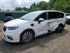 2023 Chrysler Pacifica Hybrid Touring L White vin: 2C4RC1L71PR618375