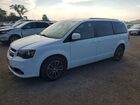 2018 Dodge Grand Caravan Gt White vin: 2C4RDGEG1JR336368