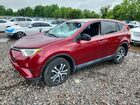 2018 Toyota Rav4 Le Red vin: 2T3BFREV3JW743717
