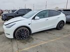 2025 Tesla Model Y White vin: 7SAYGDEF4SF216539