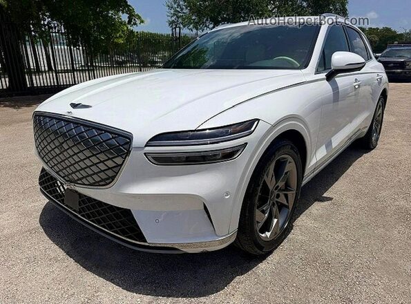 2025 GENESIS G70