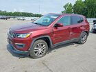 2020 Jeep Compass Latitude Burgundy vin: 3C4NJCBB3LT257180