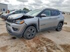 2019 Jeep Compass Latitude Silver vin: 3C4NJDBB5KT593045