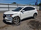 2018 Honda Hr-v Lx White vin: 3CZRU6H30JM724602