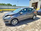 2018 Ford Fiesta Se Gray vin: 3FADP4BJXJM136411