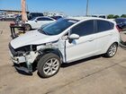 2019 Ford Fiesta Se White vin: 3FADP4EJ2KM150655