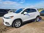 2020 Chevrolet Trax Ls White vin: 3GNCJKSB5LL148115