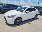 2020 Toyota Yaris Le White vin: 3MYDLBYV3LY717170
