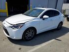 2019 Toyota Yaris Xle White vin: 3MYDLBYV5KY517762