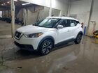 2019 Nissan Kicks Sv White vin: 3N1CP5CUXKL505122