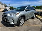 2018 Toyota Highlander Le Plus Gray vin: 5TDBZRFH4JS906070