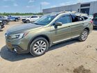 2018 Subaru Outback Touring Green vin: 4S4BSETC8J3200271