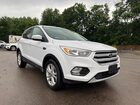 2019 Ford Escape Se White vin: 1FMCU9GD6KUA84055