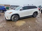 2019 Toyota Highlander Xle White vin: 5TDKZRFH5KS572455