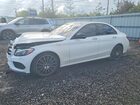 2018 Mercedes-benz C 300 4matic Белый vin: 55SWF4KB5JU282488