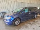 2016 Honda Odyssey Se Blue vin: 5FNRL5H38GB004495