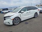 2021 Honda Odyssey Touring White vin: 5FNRL6H85MB037810