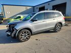 2019 Honda Pilot Touring Silver vin: 5FNYF5H64KB044384