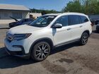 2021 Honda Pilot Touring White vin: 5FNYF6H99MB076444